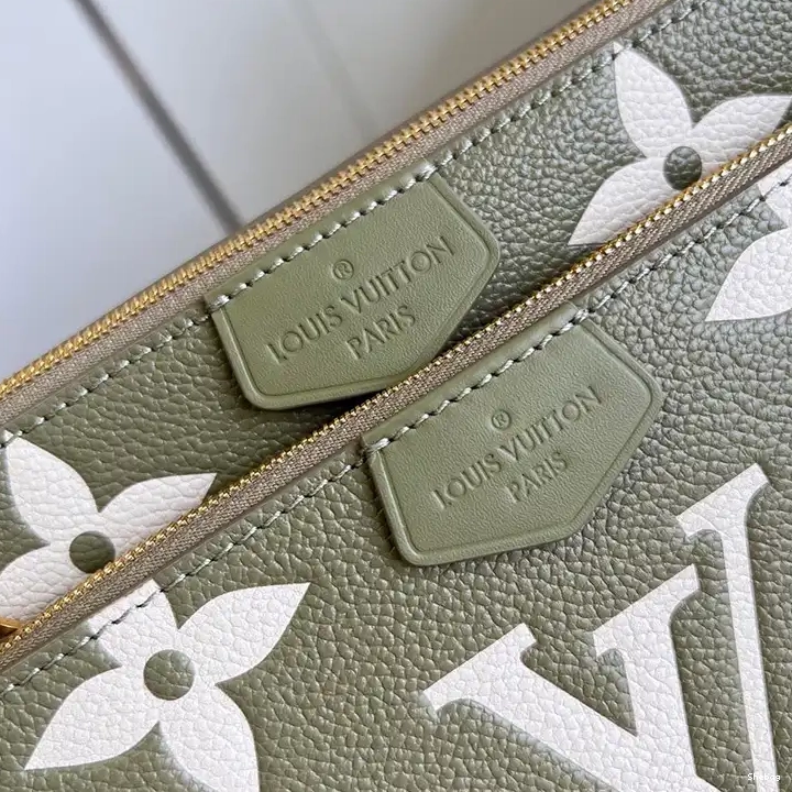 LV 2309YA0009 Bag 0715